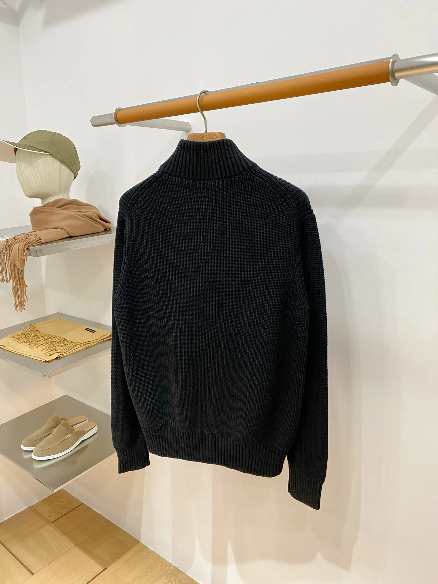 BC Classic is an old-money, gentlemanly and elegant style. The Classic zipper cardigan and woolen sweater are outlined in lines. There are always some items that can transcend seasons and trends and become eternal Classic. The top-quality wool fabrics are selected to bring you just the right wearing experience in the warm sunshine of autumn and winter. The classic zipper stand collar design is simple yet stylish, showing men's unique sophistication and charm. It adds a touch of bright color to the whole, highlighting the wearer's unique taste. And the unique line design not only modifies the body shape, but also adds elegance and calmness. Every detail, every stitch and every detail has been carefully crafted to ensure excellent quality and durability! Sizes: M-3XL (48-56)